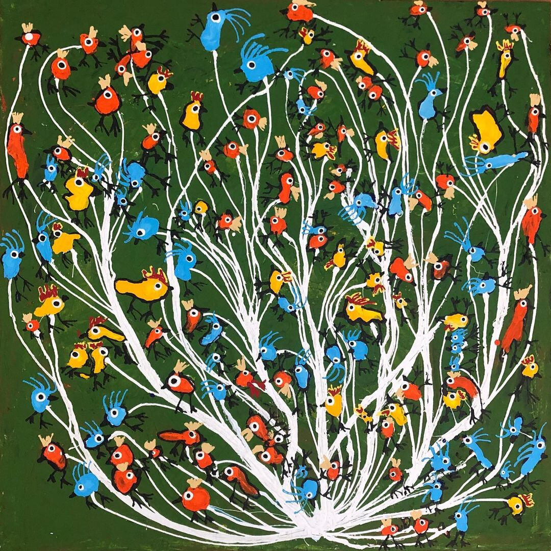 Árbol con pájaros